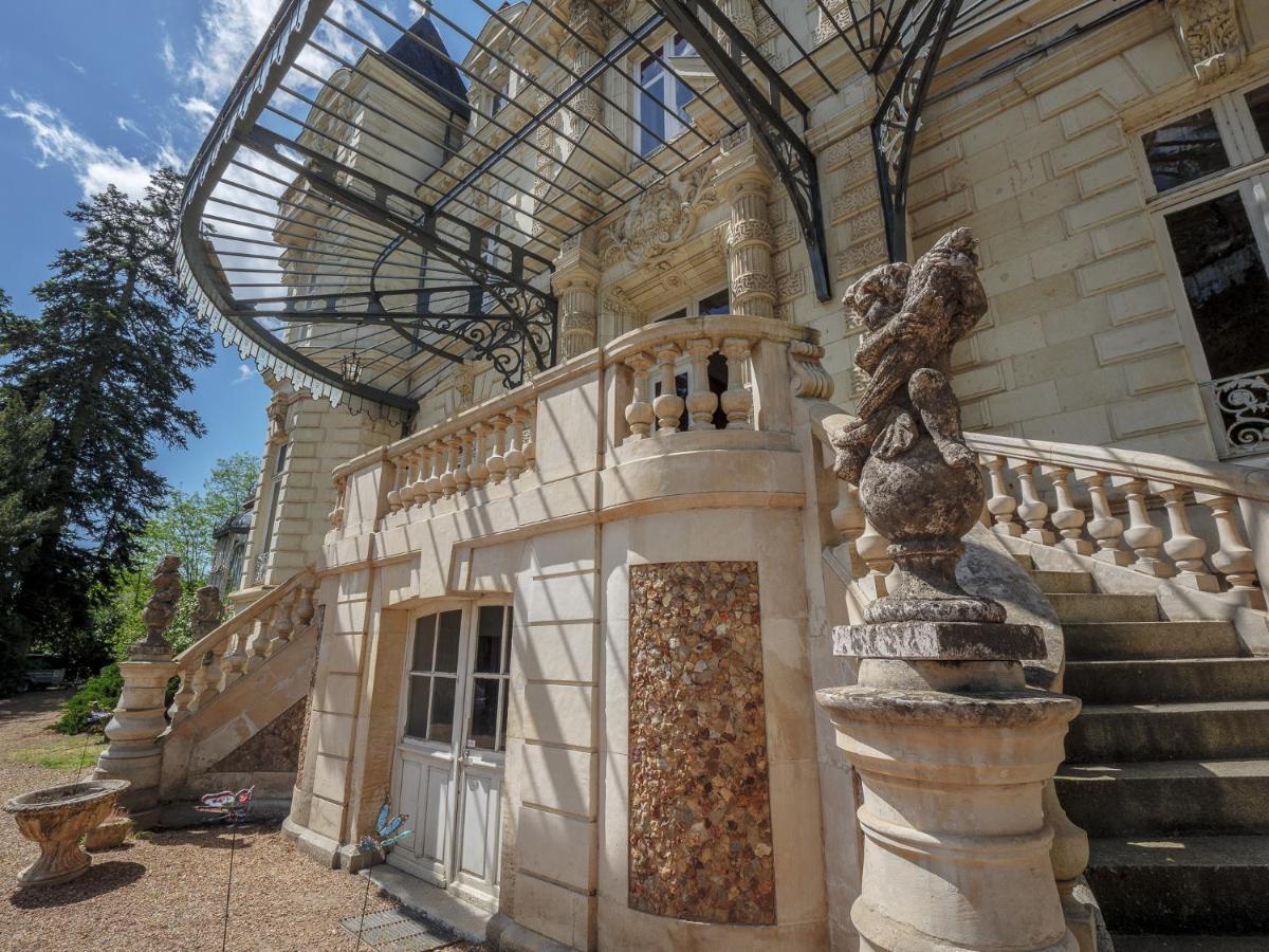 Chateau Des Orchidees En Val De Loire Saumur Bagian luar foto